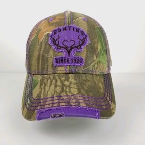 NWOT Pugs Baseball Cap Hunting Since 1926